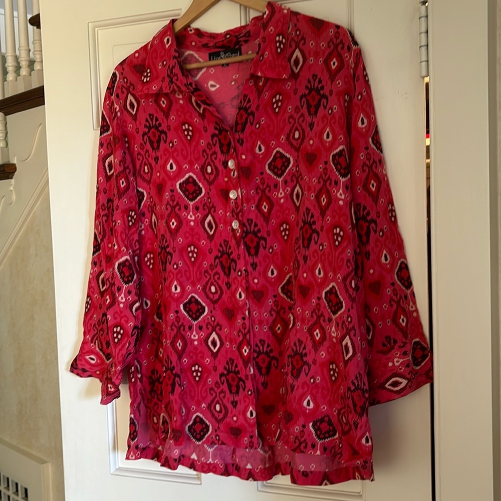 LIZA BYRD tunic top‎